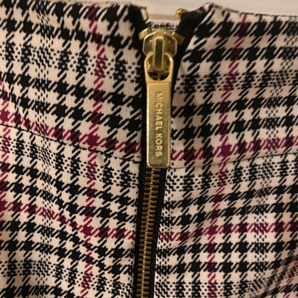 Michael Kors Pencil Skirt - Picture 3 of 4